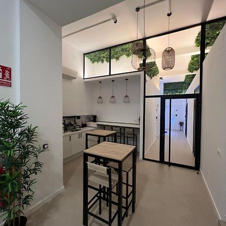 Nina Mala Hotel Valencia Ngoại thất bức ảnh
