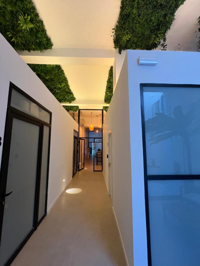 Nina Mala Hotel Valencia Ngoại thất bức ảnh