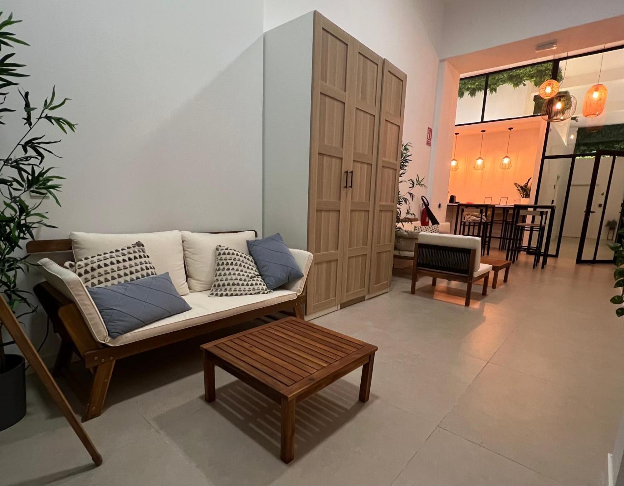 Nina Mala Hotel Valencia Ngoại thất bức ảnh